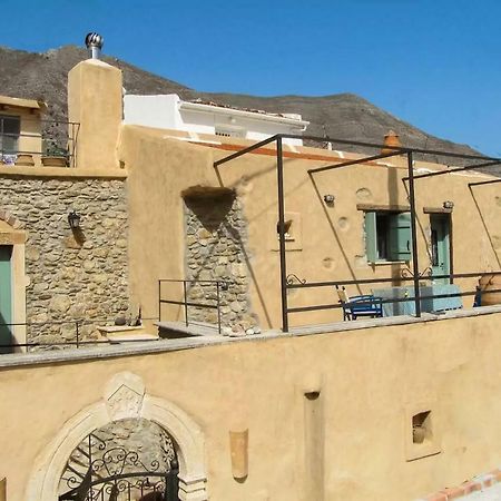 Private Studio In Historic House Lastros Exterior foto
