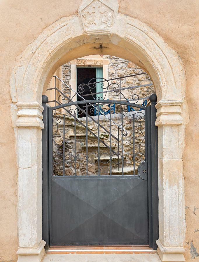 Private Studio In Historic House Lastros Exterior foto
