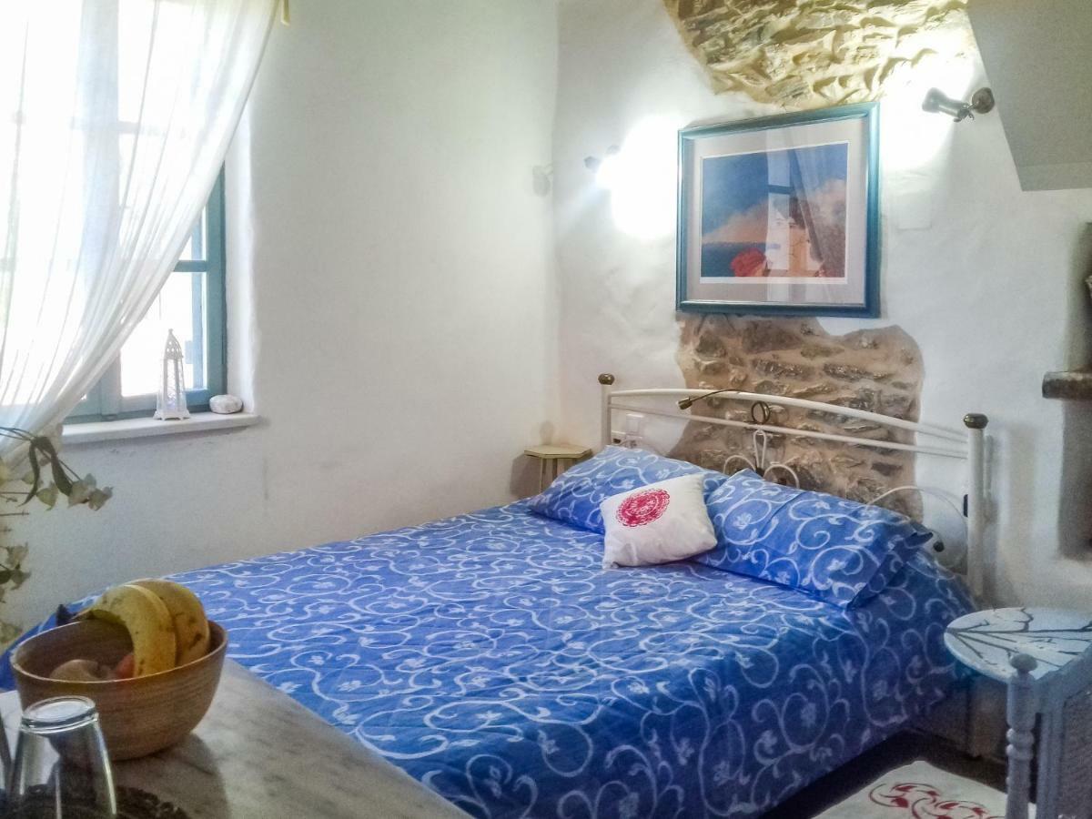 Private Studio In Historic House Lastros Exterior foto